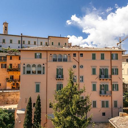 Palazzo Dragoni Hotell Spoleto Eksteriør bilde
