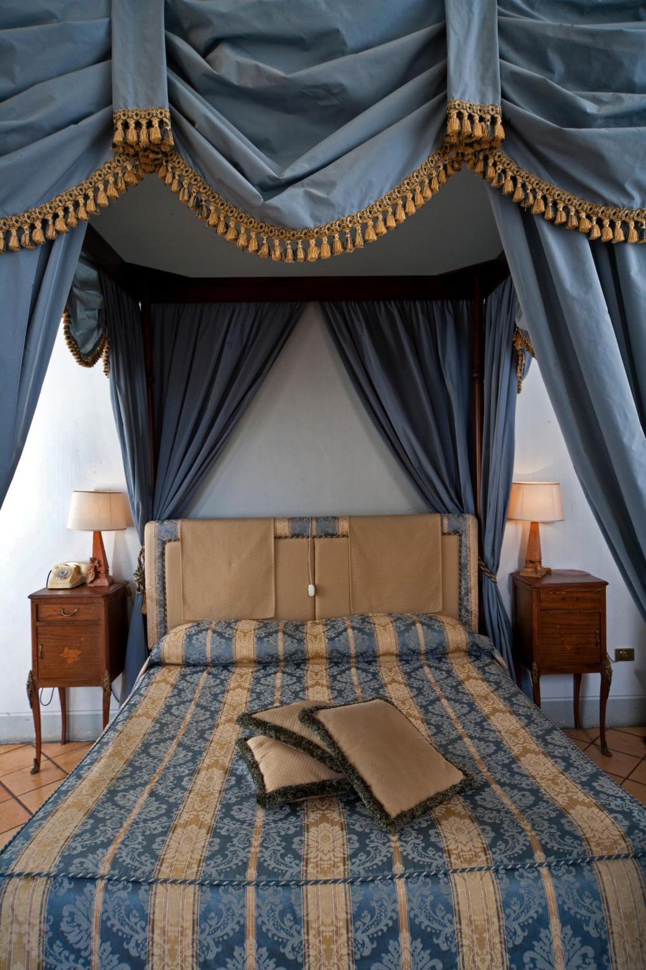 Palazzo Dragoni Hotell Spoleto Eksteriør bilde