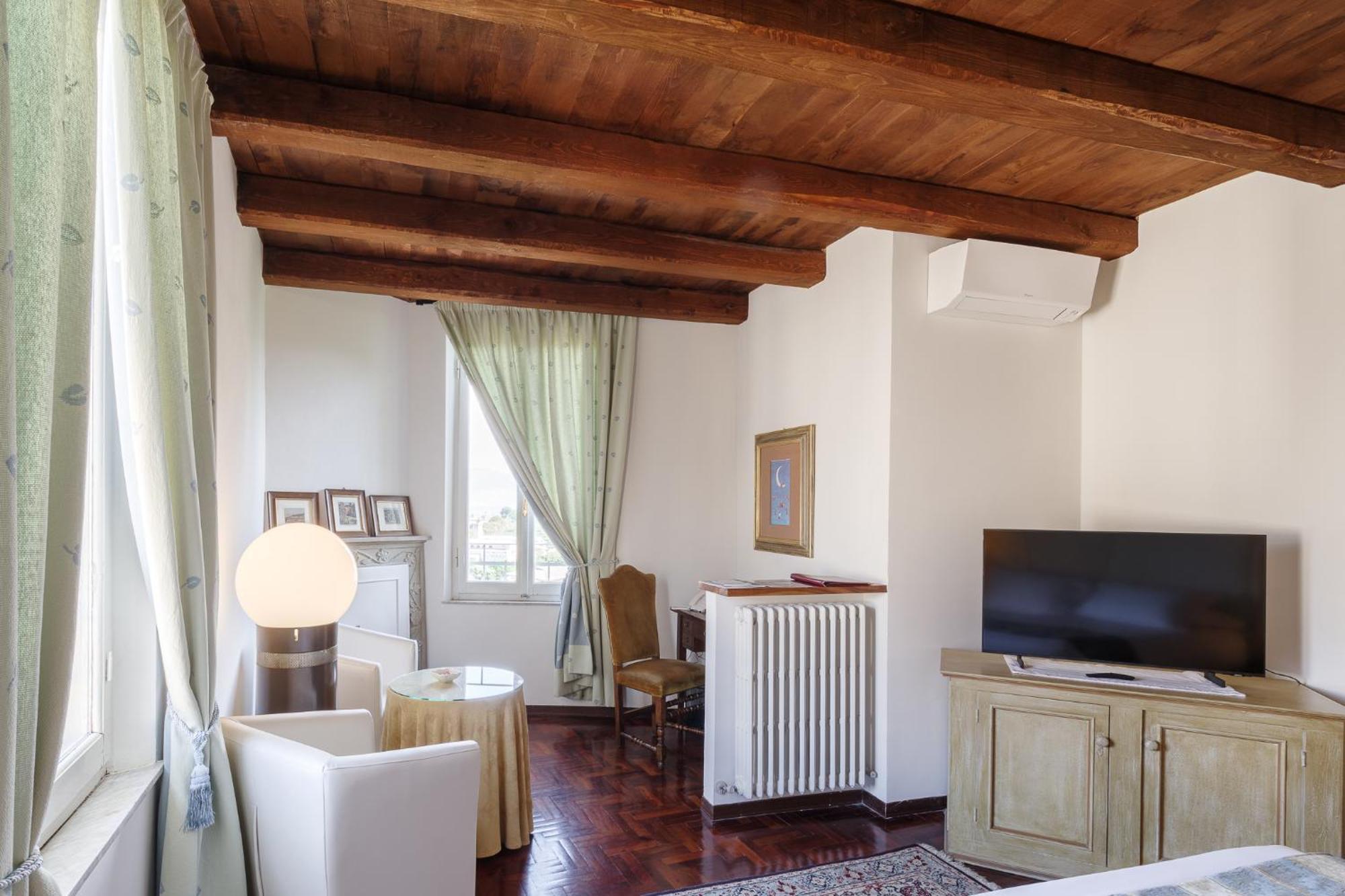 Palazzo Dragoni Hotell Spoleto Eksteriør bilde
