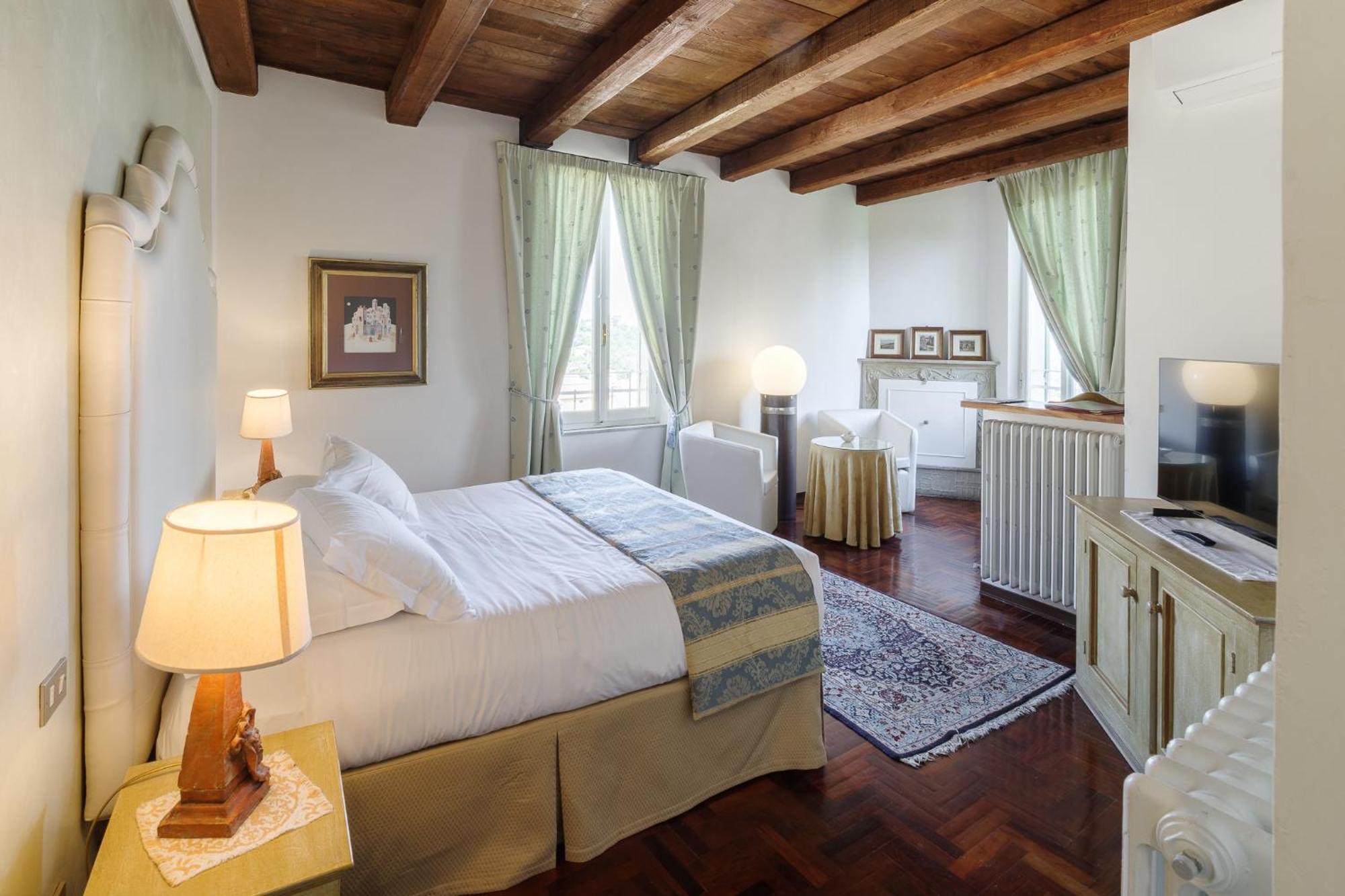 Palazzo Dragoni Hotell Spoleto Eksteriør bilde