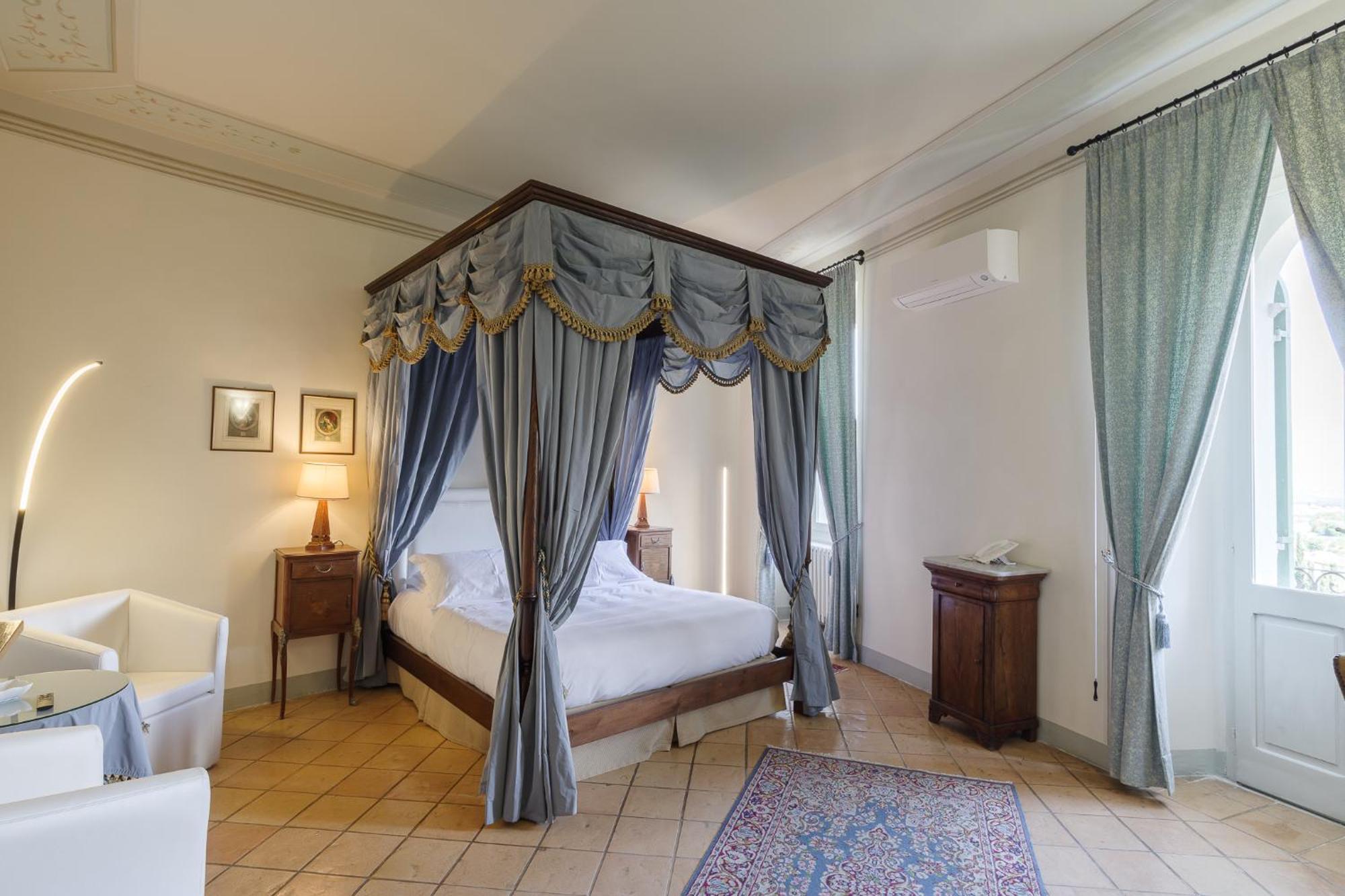 Palazzo Dragoni Hotell Spoleto Eksteriør bilde
