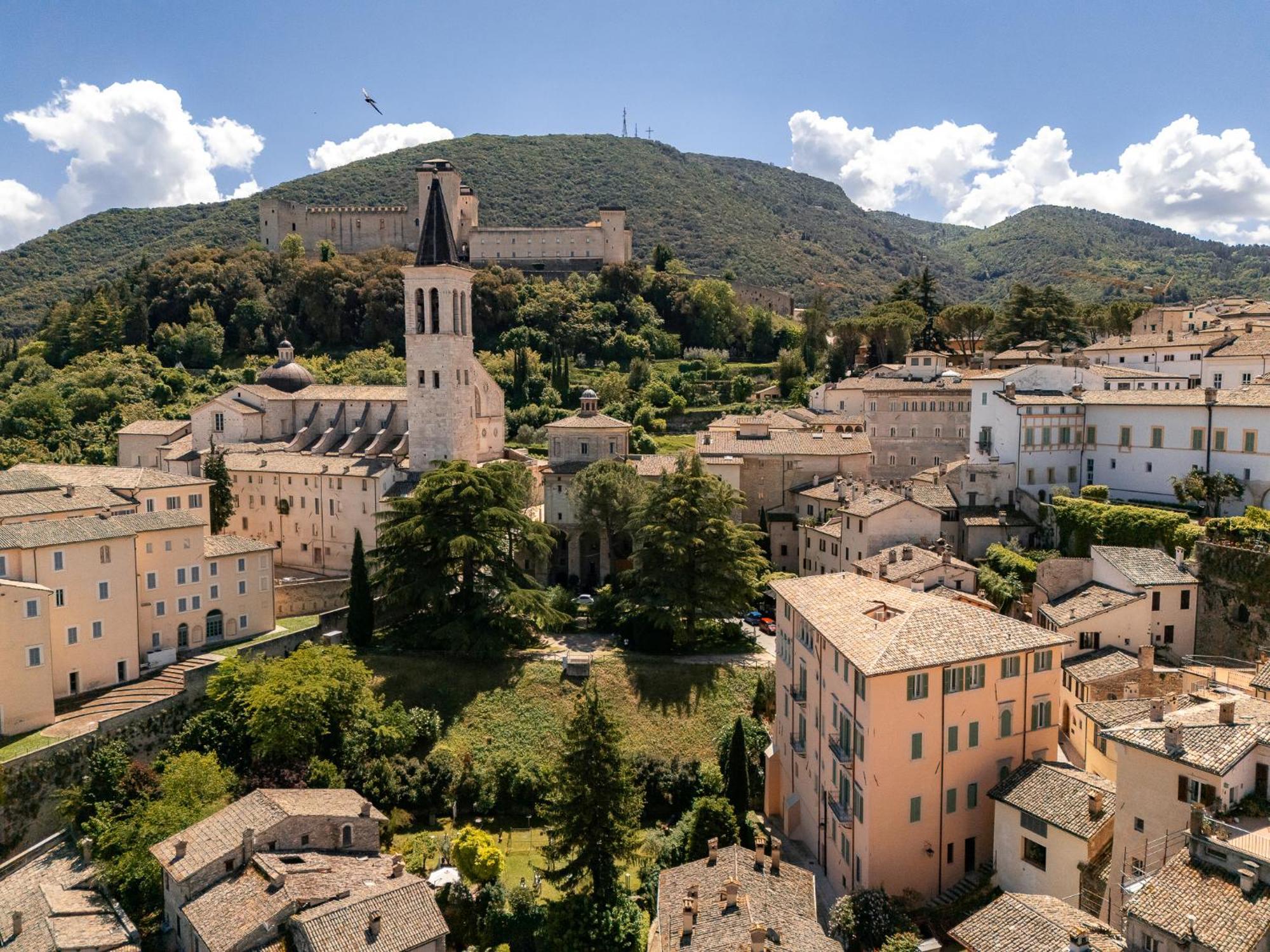 Palazzo Dragoni Hotell Spoleto Eksteriør bilde