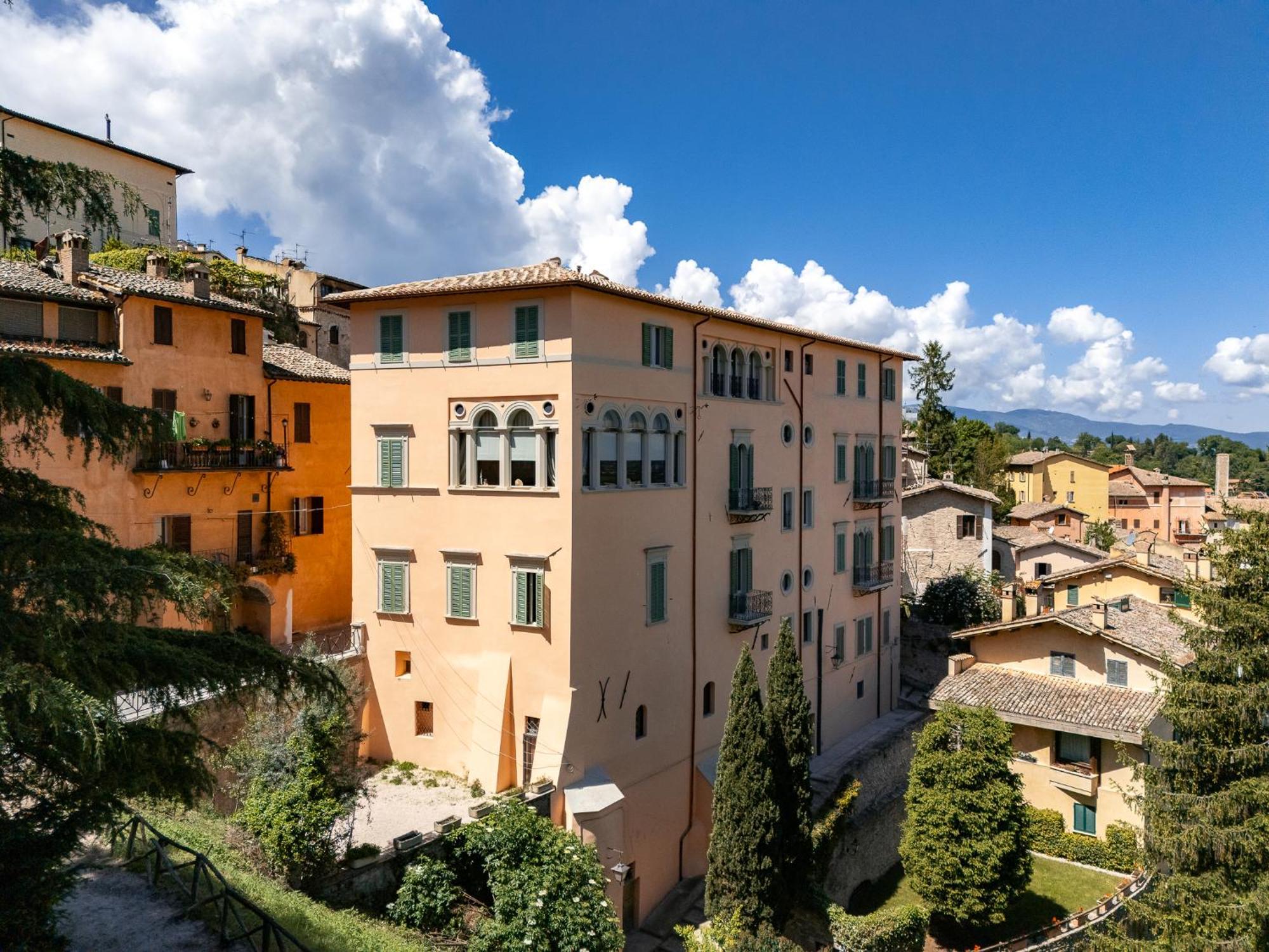 Palazzo Dragoni Hotell Spoleto Eksteriør bilde